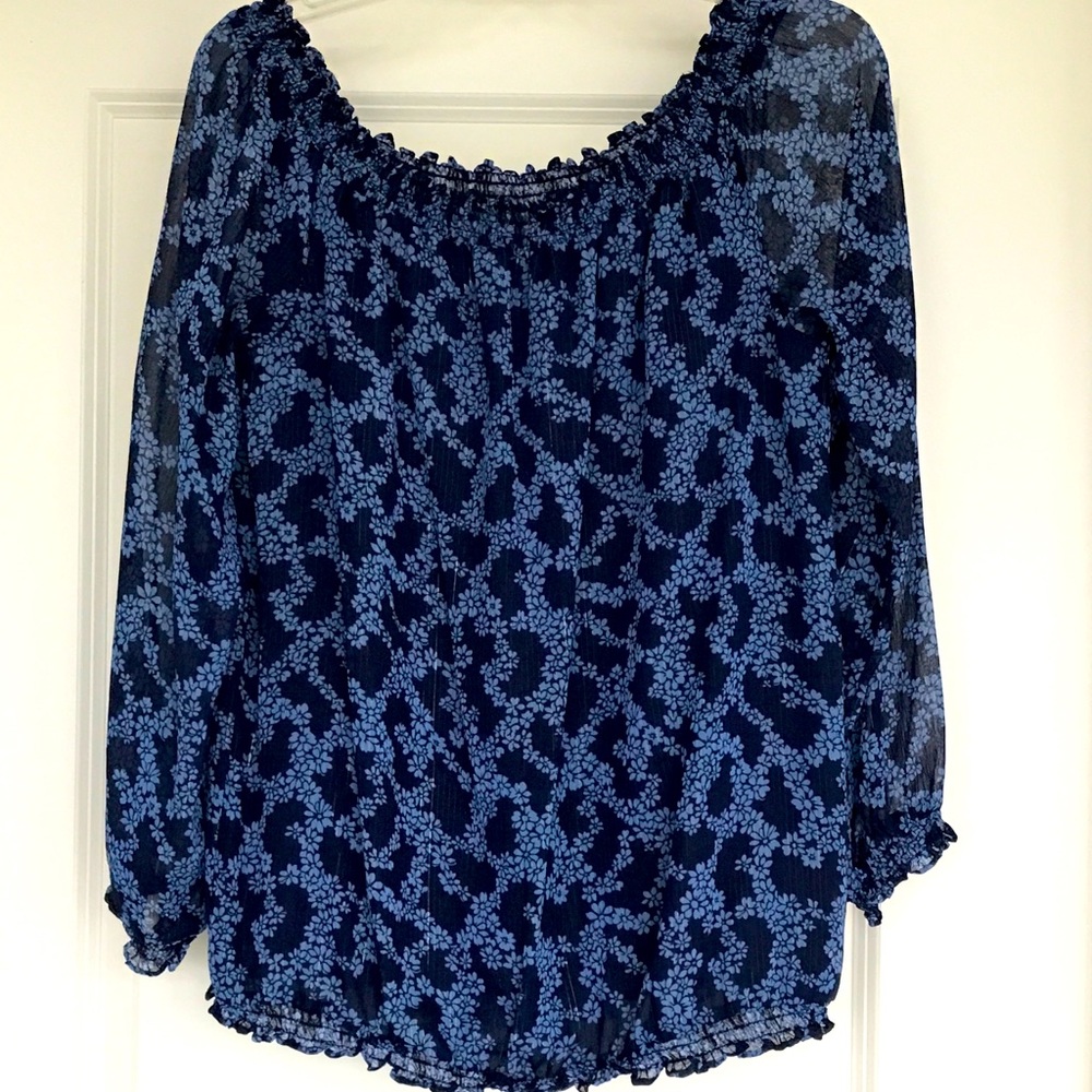 Woman’s blouse
